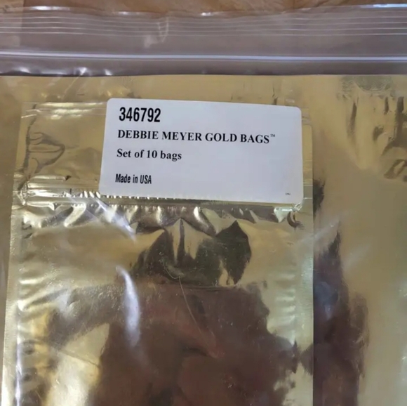4/$30 Food Storage Bags Baked Goods Snacks Debbie Meyer Gold Bags - Picture 5 of 7